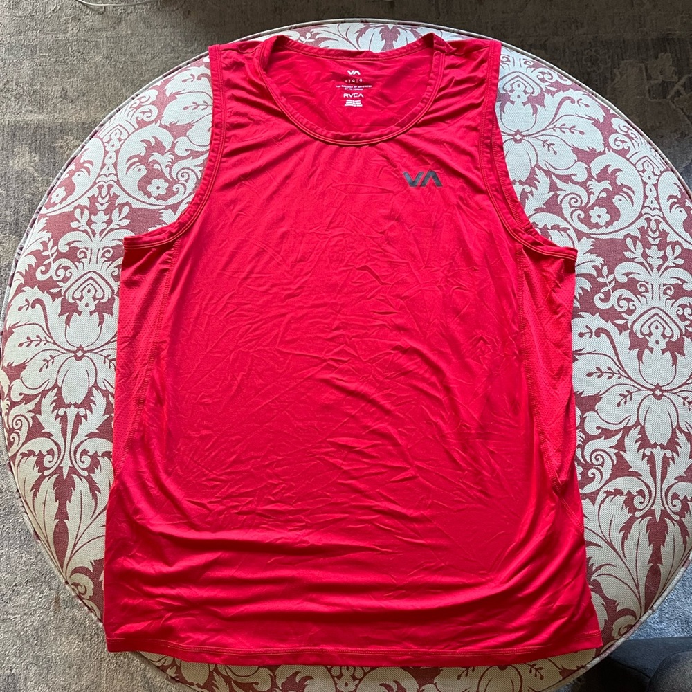 RVCA high quality tank. Like new. Worn once.